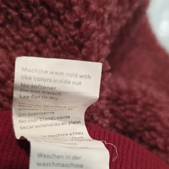 Fabletics Cropped Mock Neck Oversized Burgundy Sweater Fleece - Picture 6 of 7